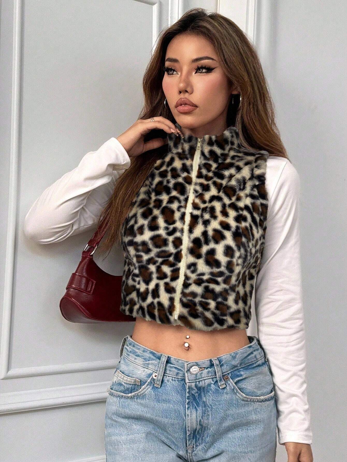 EZwear Women's Light Apricot Leopard Print Wool Sleeveless Zip-Up Jacket